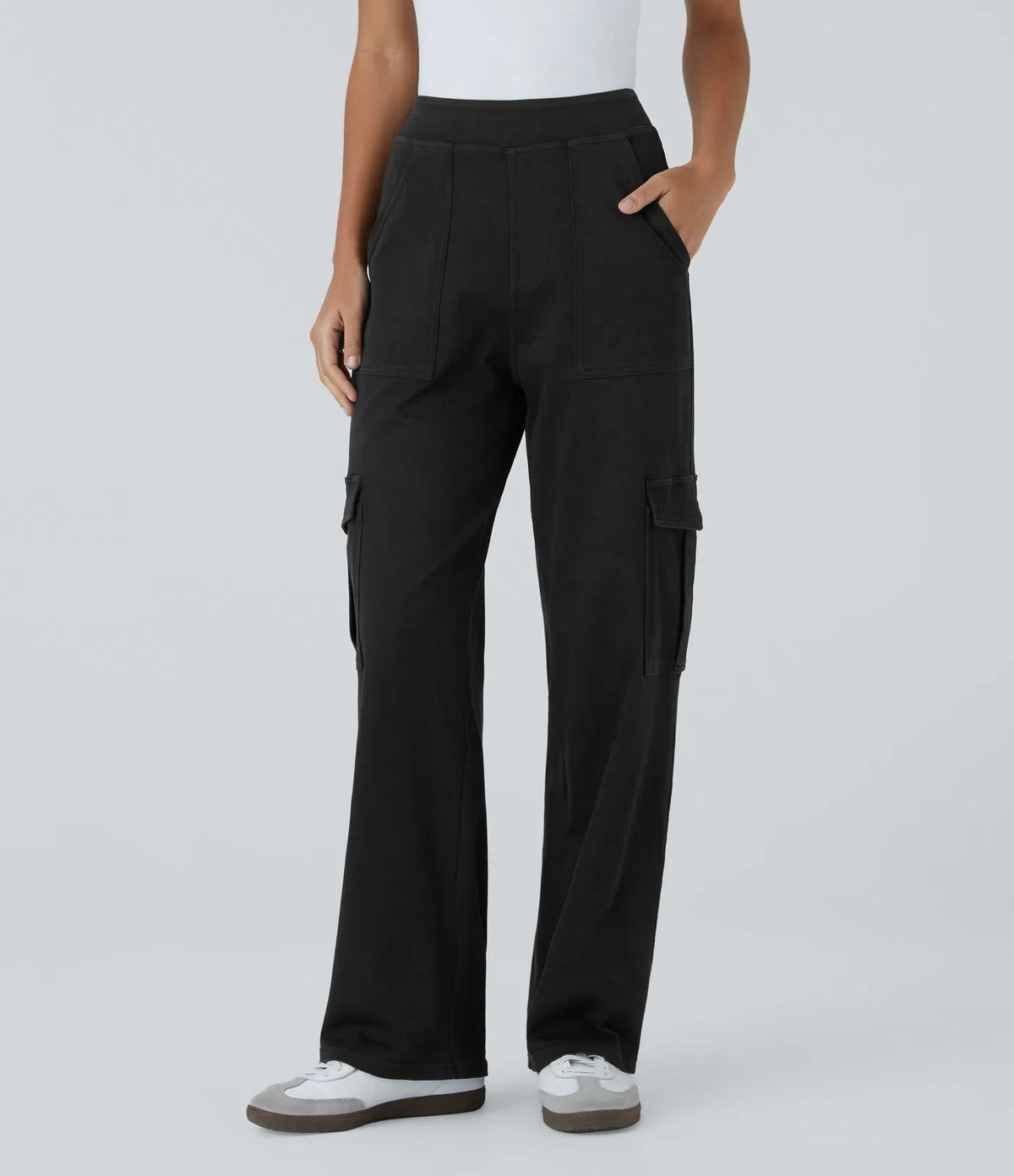 Mid-Rise Straight-Leg Cargo Jeans
