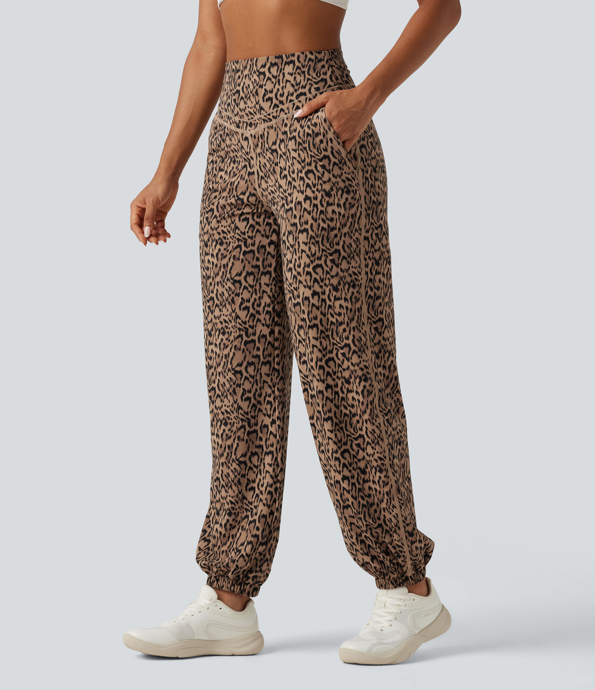High-Waisted Leopard-Print Joggers – Tan Leopard